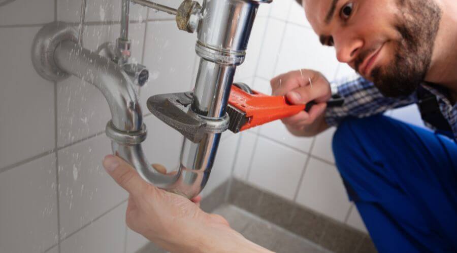 Professional same day plumber services in Roslyn, SD